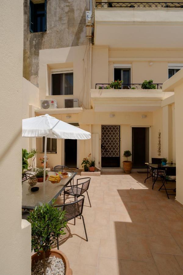 Home With Courtyard In Beating Heart Of Old Town! Chania  Exteriör bild