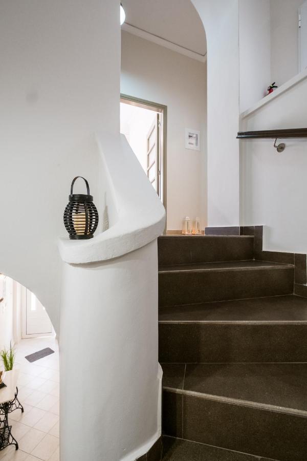 Home With Courtyard In Beating Heart Of Old Town! Chania  Exteriör bild